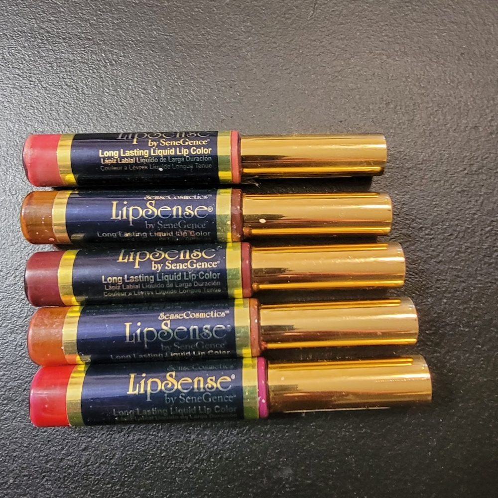 Lipsence